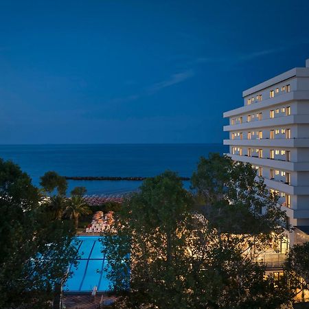 Serena Majestic Residence Montesilvano Marina Exteriér fotografie