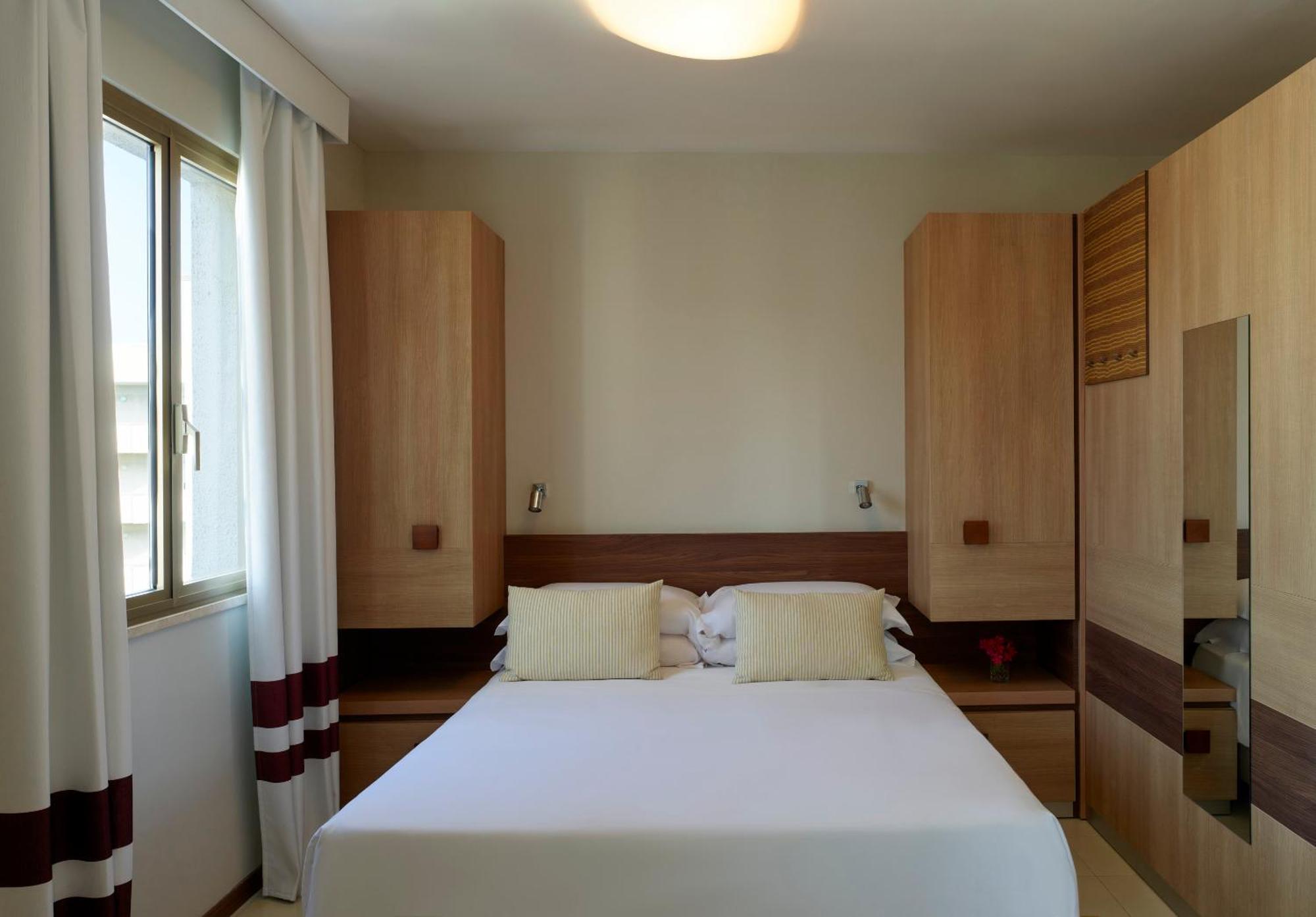 Serena Majestic Residence Montesilvano Marina Pokoj fotografie