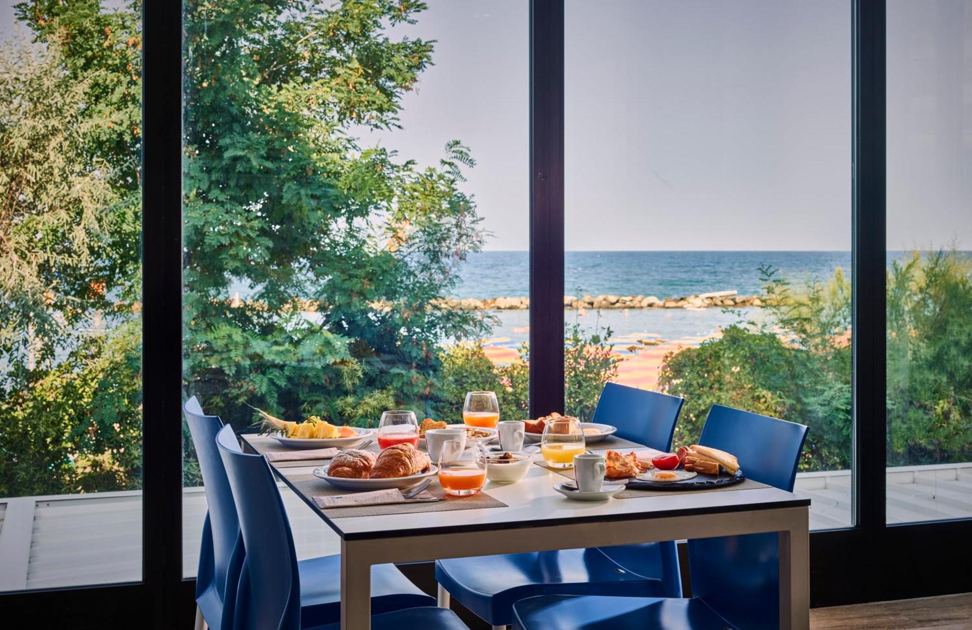 Serena Majestic Residence Montesilvano Marina Exteriér fotografie