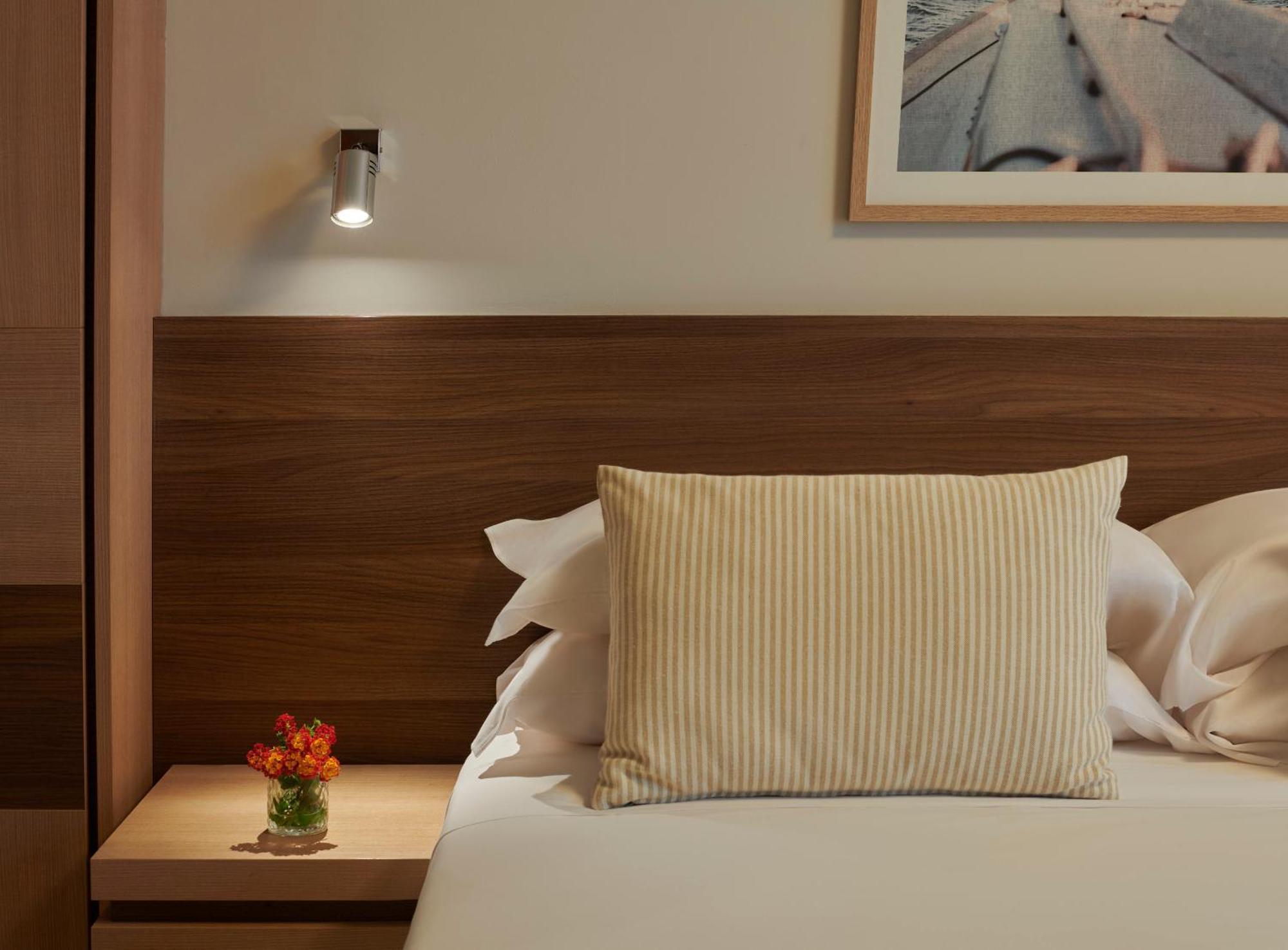 Serena Majestic Residence Montesilvano Marina Pokoj fotografie
